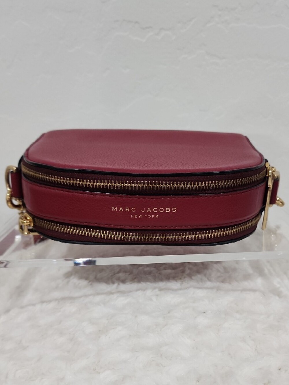 Marc Jacobs Pebbled Leather Crossbody in Deep Wine - Picture 6 of 10